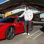 Gavin Berg - Facebook