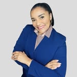 Gina Britton - @ladoctoradelasfinanzas - Instagram