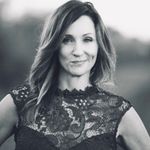 Gina Petersen - @gina_l_hammer - Instagram