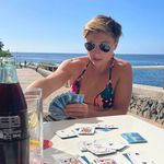 Genevieve Moody - @genevieve.moody - Instagram
