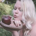 Whitney Gene - @whitneygene2 - Instagram