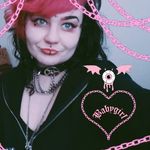 Genesis Love - @themostwiththeghost - Instagram