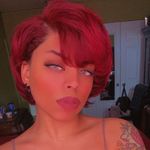 Genesis Moore - @goldenn.rosee - Instagram