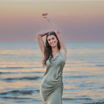 Genevieve Bell - @genevievebell_ - Instagram