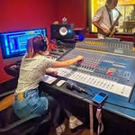 gen - @genevievebennetts - Instagram