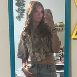 Genevieve Davis - @genevievedavis2010 - Instagram