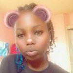 Genevieve Walker - @genevieve.walker.121 - Instagram