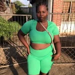 Genevieve Walker - @choco.mamie.597 - Instagram
