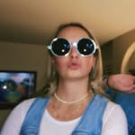 Genevieve Walker - @genevieve_walks - Instagram