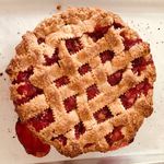 Genevieve Walker - @genevieve.loves.pie - Instagram