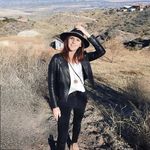 Genevieve Young - @genythepooh - Instagram