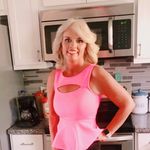 Genny Howard - @gennymhoward - Instagram