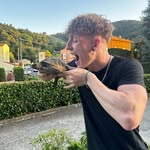 George Crawley 🦒 - @scroggtale - Instagram
