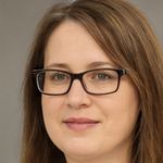 Social media marketing- Meredith George - @itsmeredithgeorge - Instagram