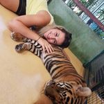 Georgia Marks - @georgiarmarks - Instagram