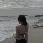 Giả làm em bé té vào lòng anh - @iiiyyyo0 - Instagram