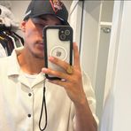 Gianni Mclean - Facebook