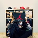 Gianni Thomas - @sneakersymasmxli - Instagram