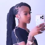 Gigi Walker - @theya.doreedior - Instagram