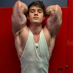 Gilbert Davila - @beto.davila.1426 - Instagram