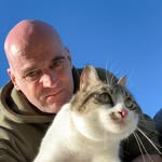 Giles Martin - @catloverswiss - Instagram