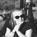 Gill Gordon-Smith IWE-La Madrina Wines - @gillgordonsmith - Instagram