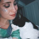 @gillianbee - Instagram