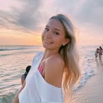 Gillian - @gillian_berryy_ - Instagram