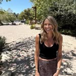 Gillian Blake - @itsme.yogaqueen - Instagram