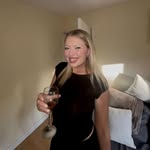 Gillianivyrose - @gilliancraig04 - Instagram