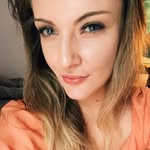 Jillian Doherty - @ragingstrawberries - Instagram