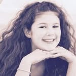 Jillian Levine - @slimes.centrol - Instagram