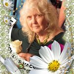 Gin Moore - @moore.gin - Instagram