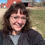 Ginny Hatfield - @farm.momreset - Instagram