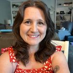 Gina Meeks | Bookstagram - @readwithmeeks - Instagram