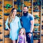 Gina Shields - @gisiwi362 - Instagram