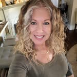 Gina Mondzelewski Small - @gina.small - Instagram