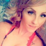 Nicole Finney - @ginger_mama91 - Instagram