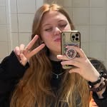 Liz - @gingersnappedcookie - Instagram