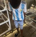 Giovanni Brooks - Facebook
