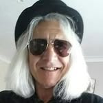 Glen Wallis - @wallisglen - Instagram