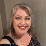 Glenda Lloyd - @glendasings - Instagram