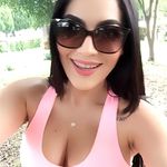 𝓖𝓵𝓸𝓻𝓲𝓪 𝓑𝓪𝓻𝓸𝓷𝓮 - @mavanwa_t - Instagram