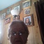 Gloria Burrell - @mam.mie7 - Instagram