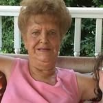 Gloria Comer - @gloria.comer.5 - Instagram