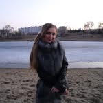 Gloria Hamm - @dengariu - Instagram