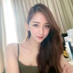 Gloria Holcomb - @gloriaholcomb25 - Instagram