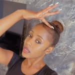 Gloria Kays - @gloriakaysbenz - Instagram