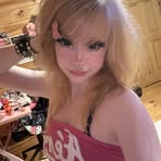 Klara Neff - Facebook