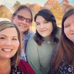 Gloria Warner - @gloria.warner60 - Instagram